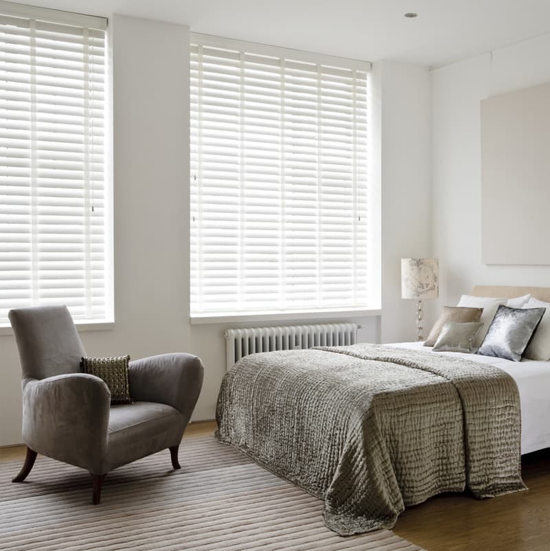Venetian Blinds Warrington Widnes Runcorn | Poppy Blinds White Venetian blinds installed in modern bedroom window in Warrington home by Poppy Blinds